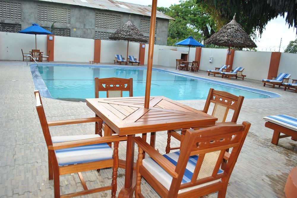 Prideinn Hotel Diani Diani Beach Exterior foto